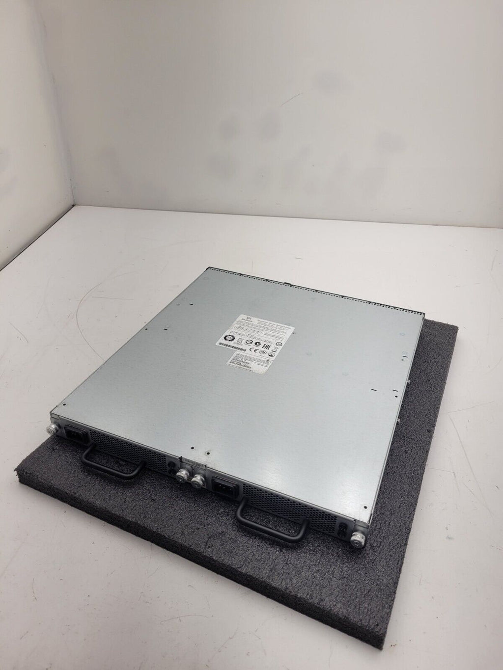 QLogic SANbox 5800 5802 SB5802V-20A8 Switch 8GB Fibre Channel FC SFP