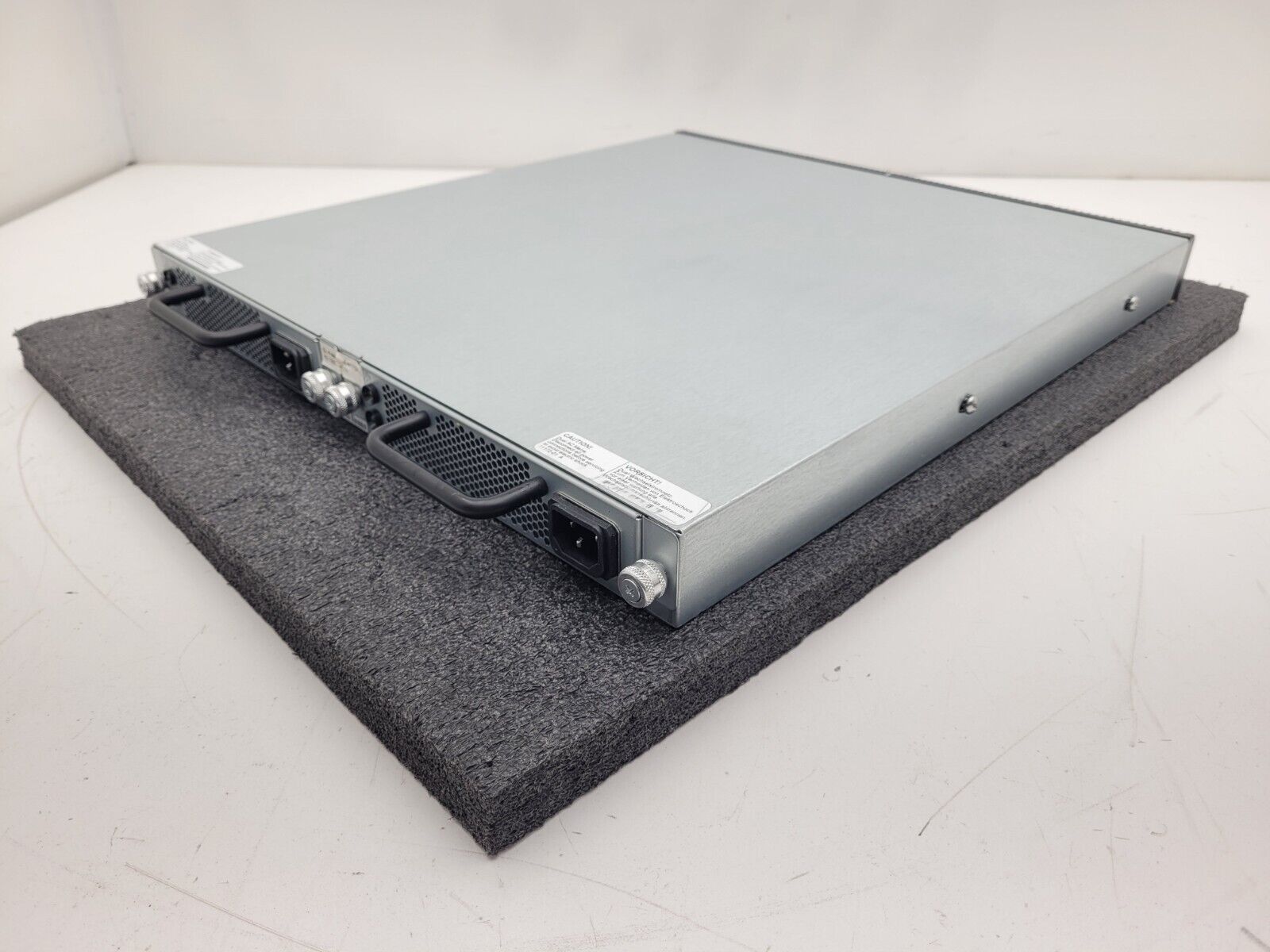 QLogic SANbox 5800 5802 SB5802V-20A8 Switch 8GB Fibre Channel FC SFP