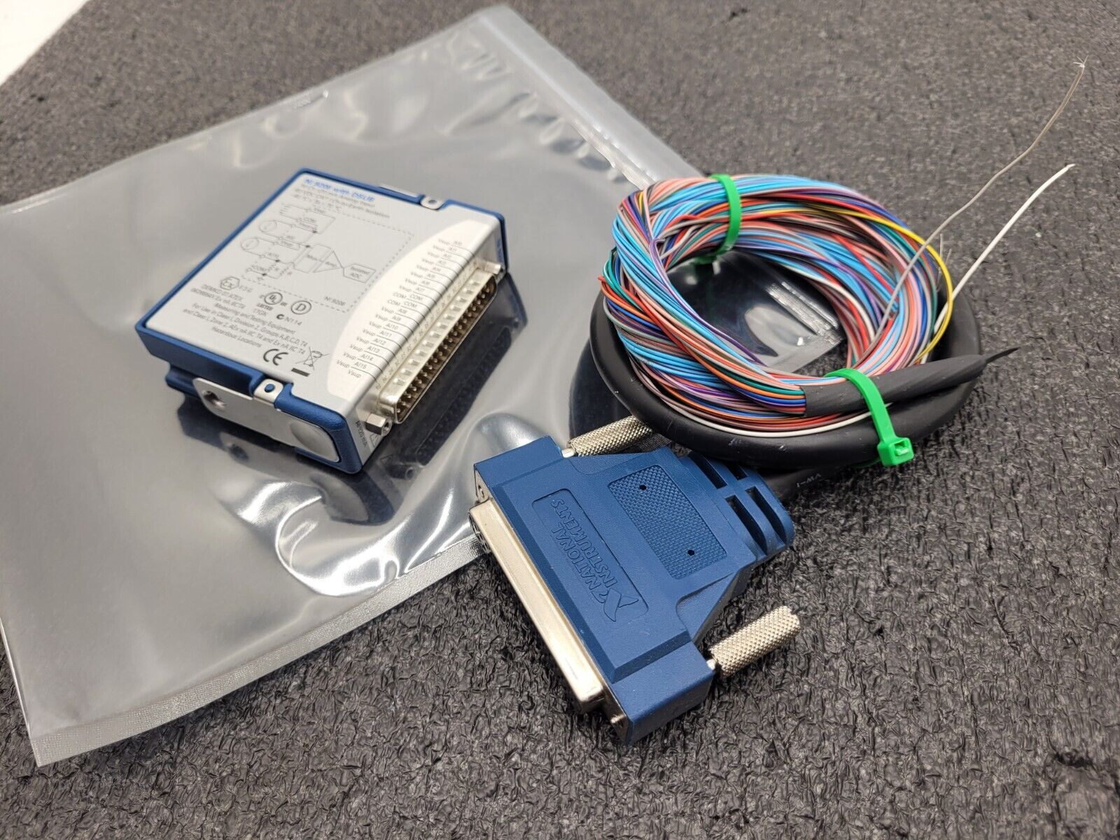 National Instrument NI-9208 16 Channel Analog input Module w/ Breakout Cable