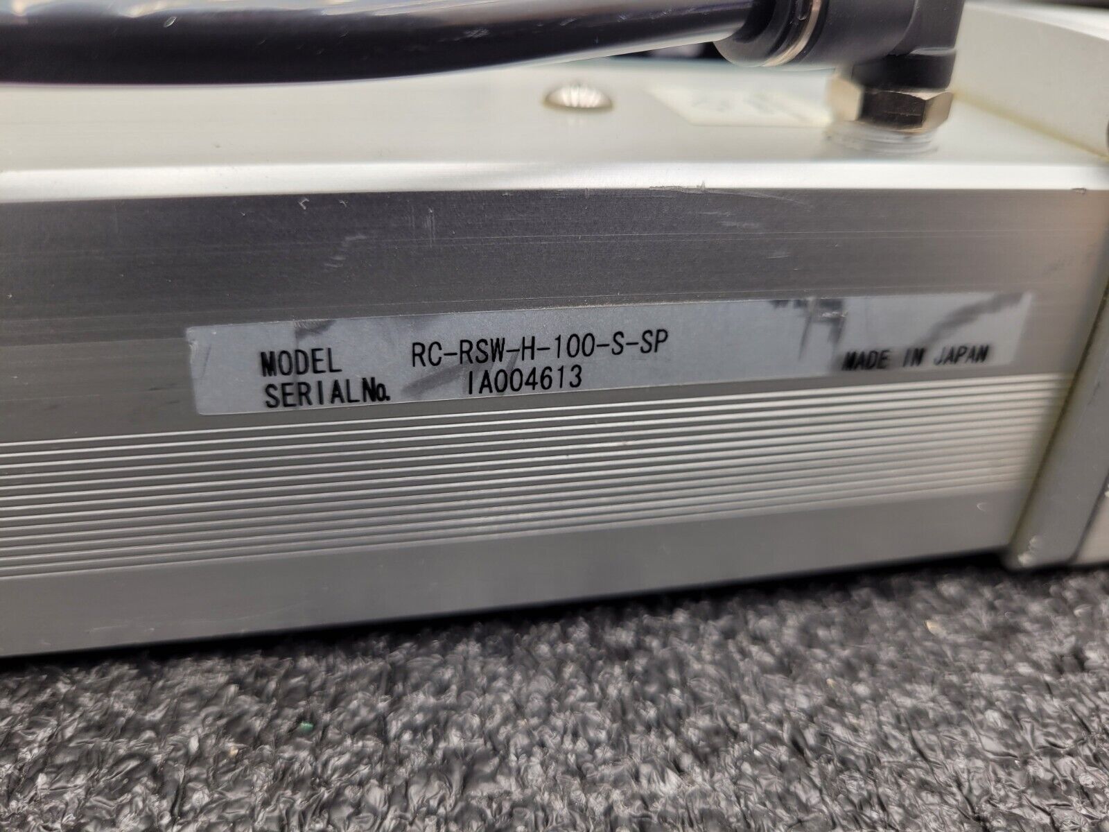 IAI Robo Cylinder RC-RSW-H-100-S-SP Linear Actuator 100mm Stroke 24V RCA-S-RSW B