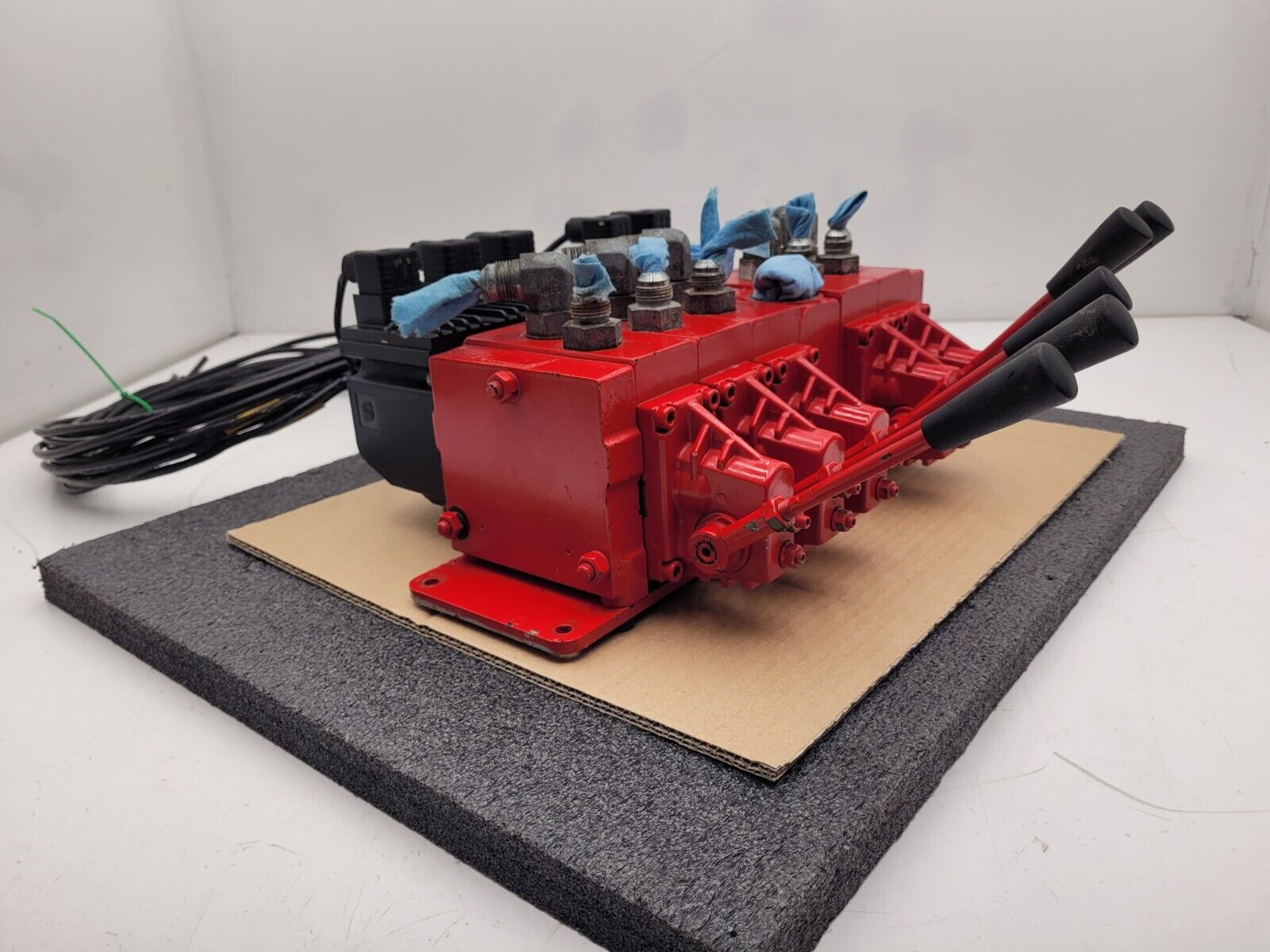 Norcan Proportional 5x Valve Block with Solenoid Controls Manual Lever Override