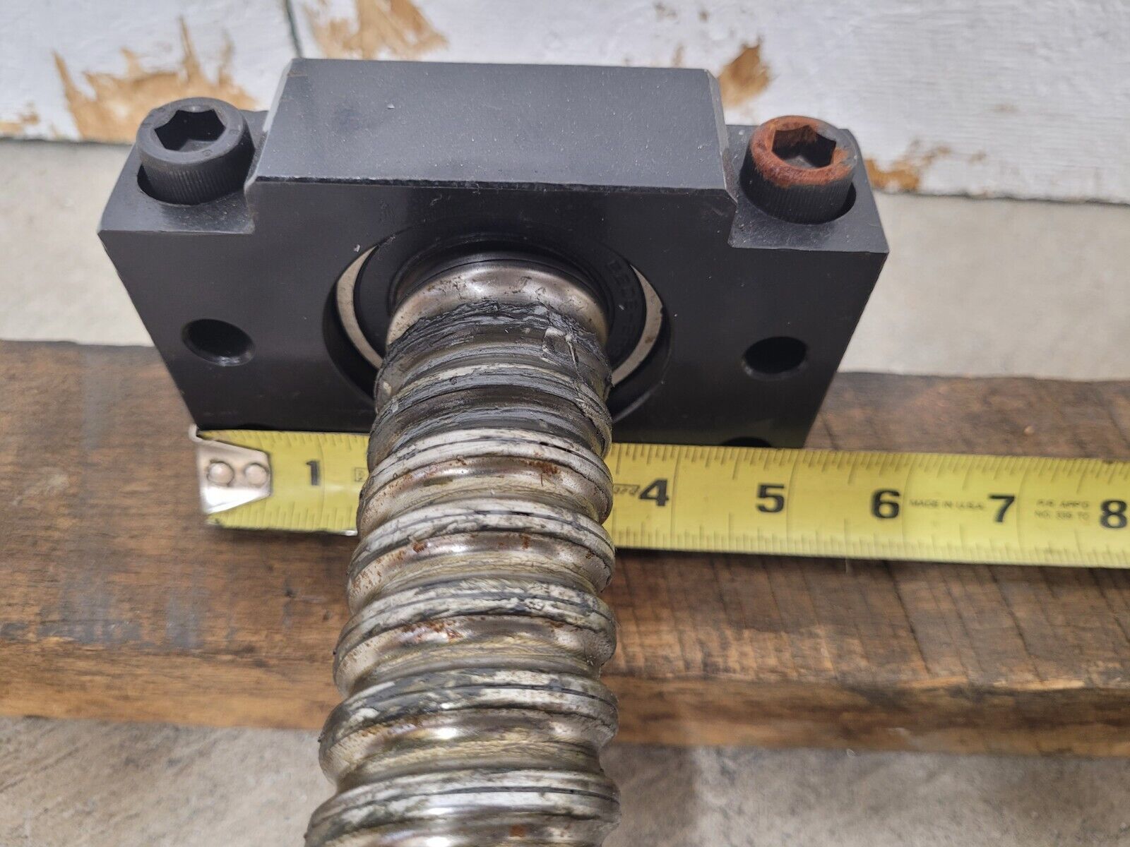 Hiwin S097157-1 001 40mm D 12mm Lead 1700mm Travel Recirculating Ball Screw