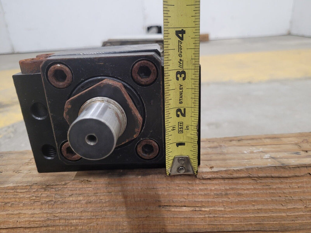 Hiwin S097157-1 001 40mm D 12mm Lead 1700mm Travel Recirculating Ball Screw