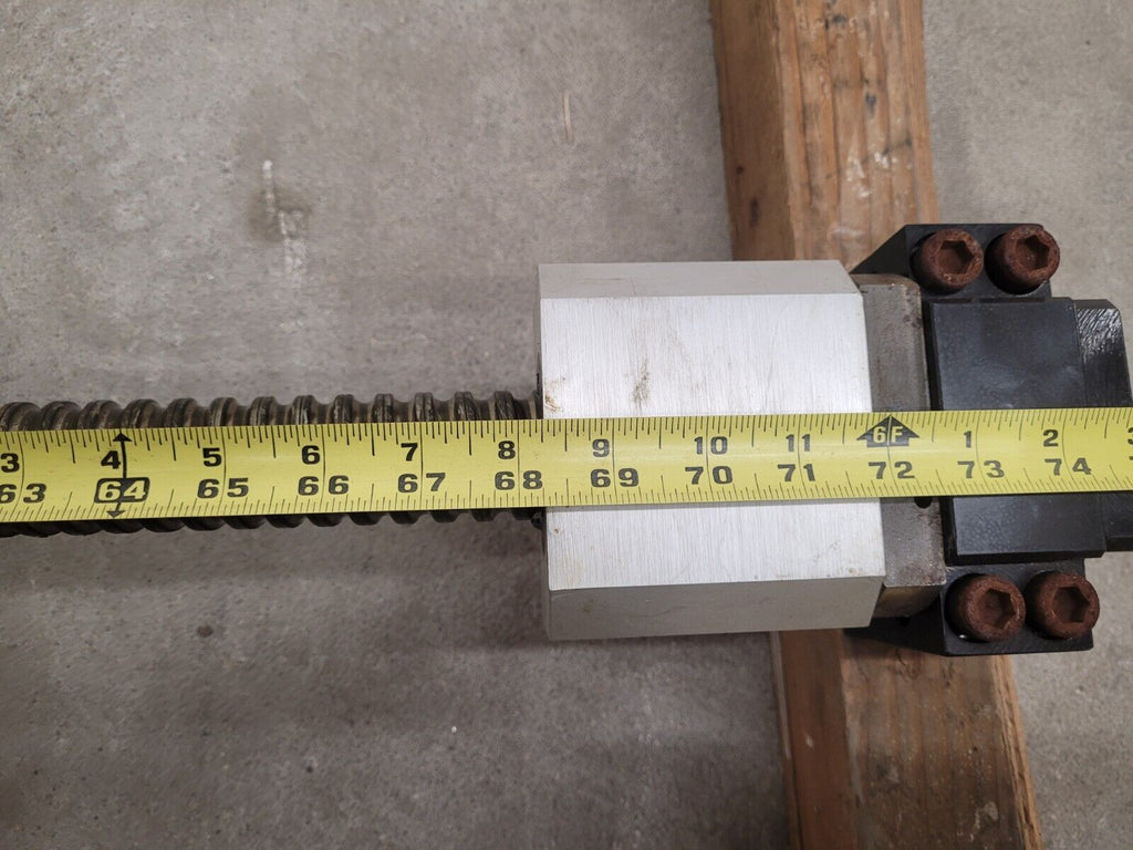 Hiwin S097157-1 001 40mm D 12mm Lead 1700mm Travel Recirculating Ball Screw