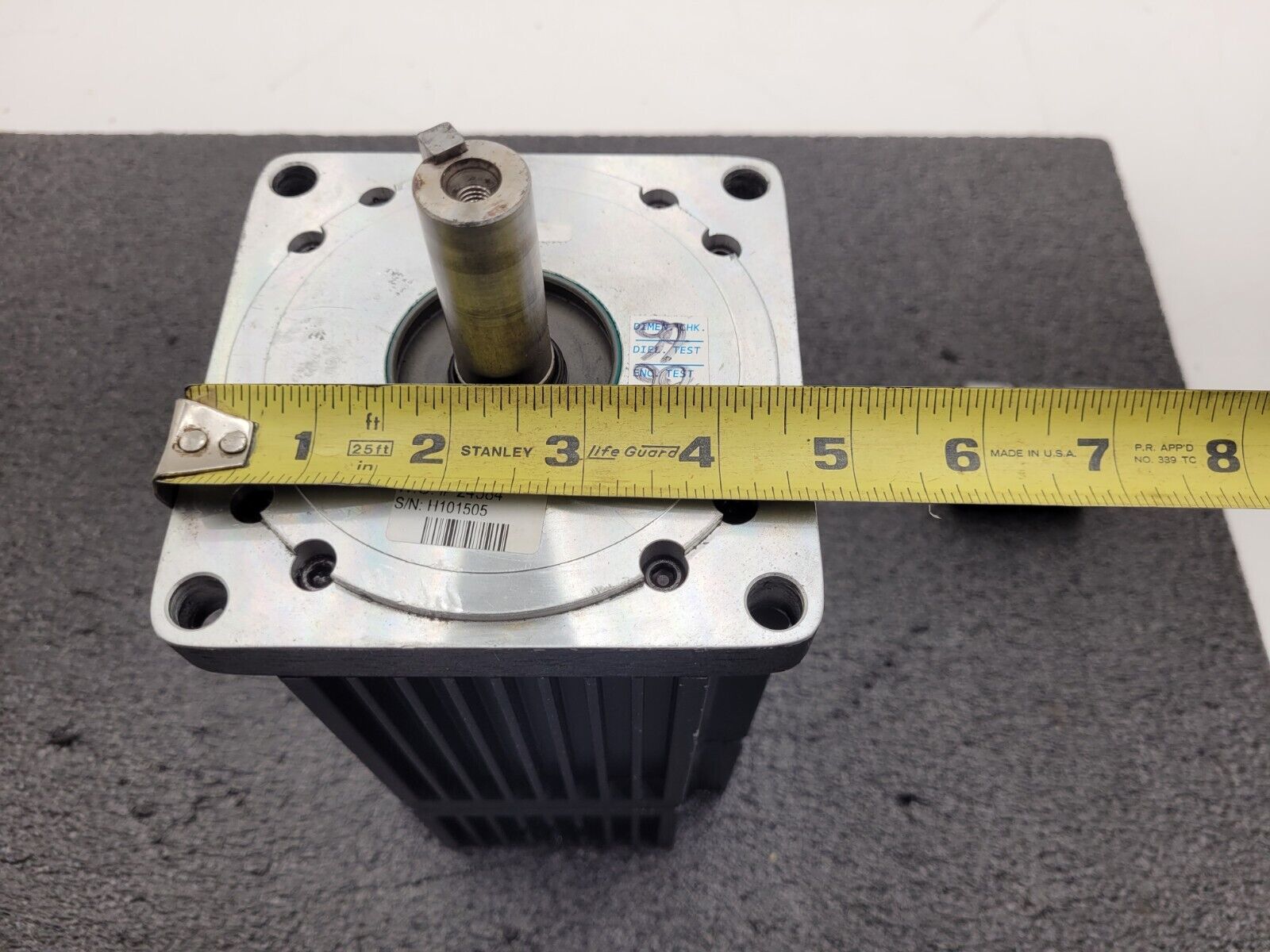 Allen Bradley Elwood Rockwell Servo Motor 999-001-0130 H-4030-P-H00AA-AA Unit A