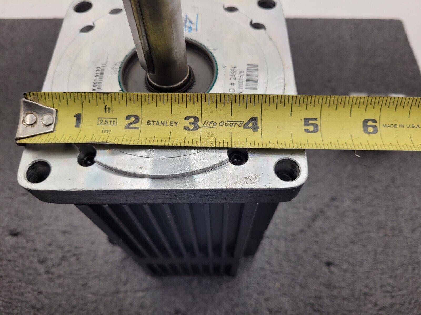 Allen Bradley Elwood Rockwell Servo Motor 999-001-0130 H-4030-P-H00AA-AA Unit A