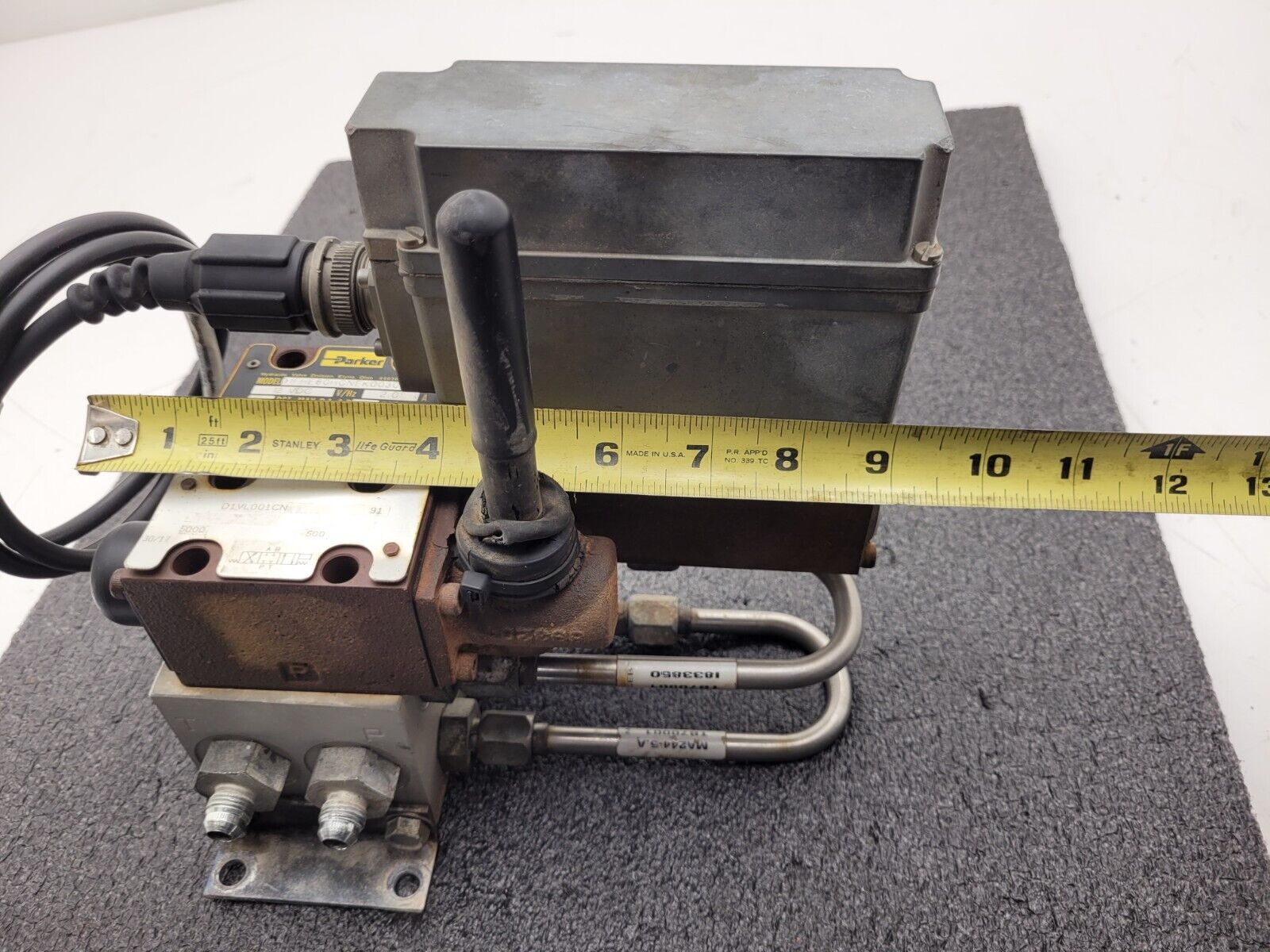 PARKER Hydraulic Proportional ISO Valve D1FHE80HCNEK0030X6114 12VDC + Override E
