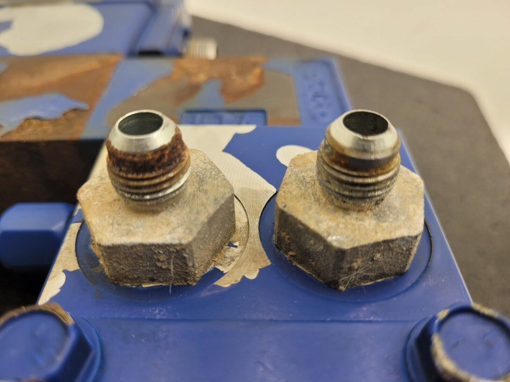 PARKER Hydraulic Proportional ISO Valve D1FHE80HCNEK0030X6114 12VDC + Override G