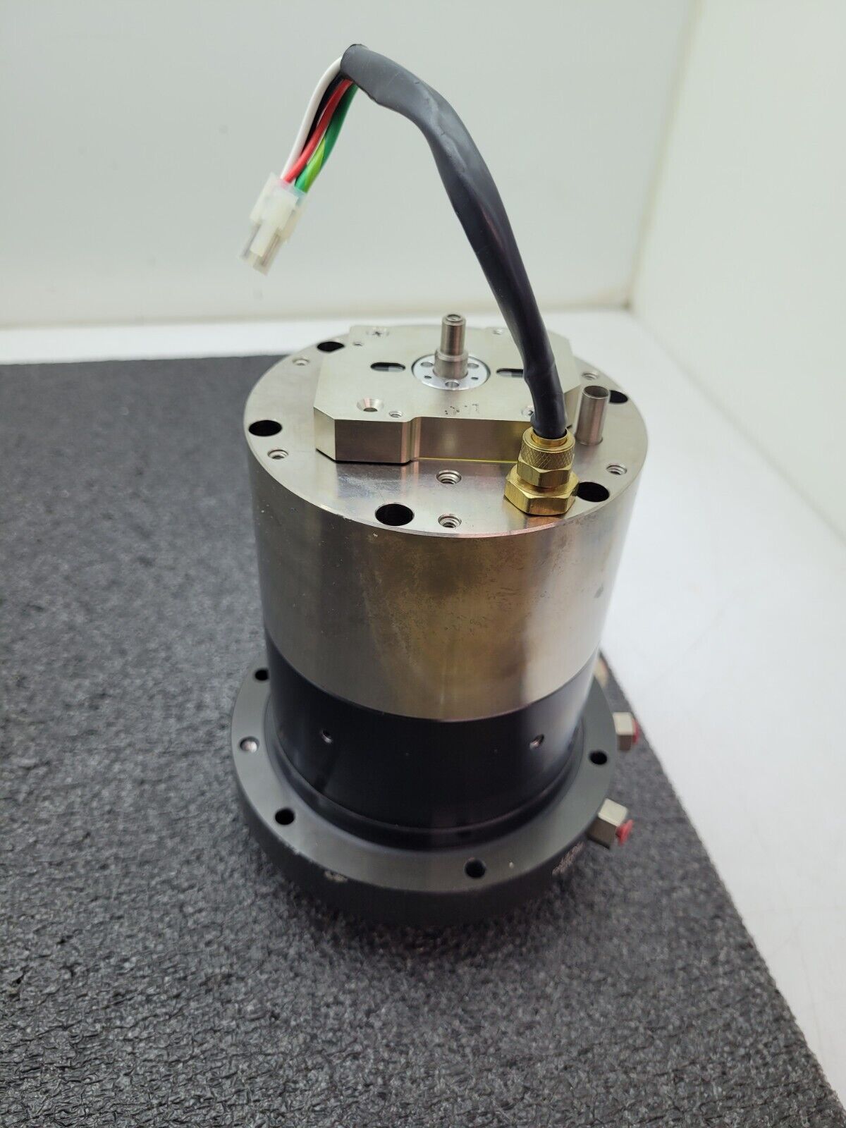Professional Instruments 6565 Air Bearing Spindle Tested Spins Smoothly B