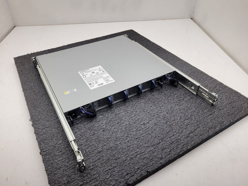 ARISTA DCS-7060CX2-32S 7060X2 32x100GbE QSFP & 2xSFP+ switch R-to-F Airflow