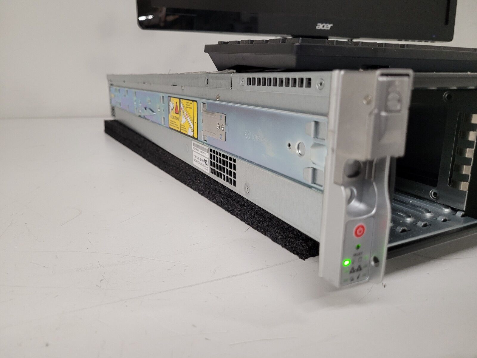 Supermicro 24 Bay SFF X10DRU-i+ 24x NVMe 2x Intel E5-2650 V4 192GB 2400Mhz Ram