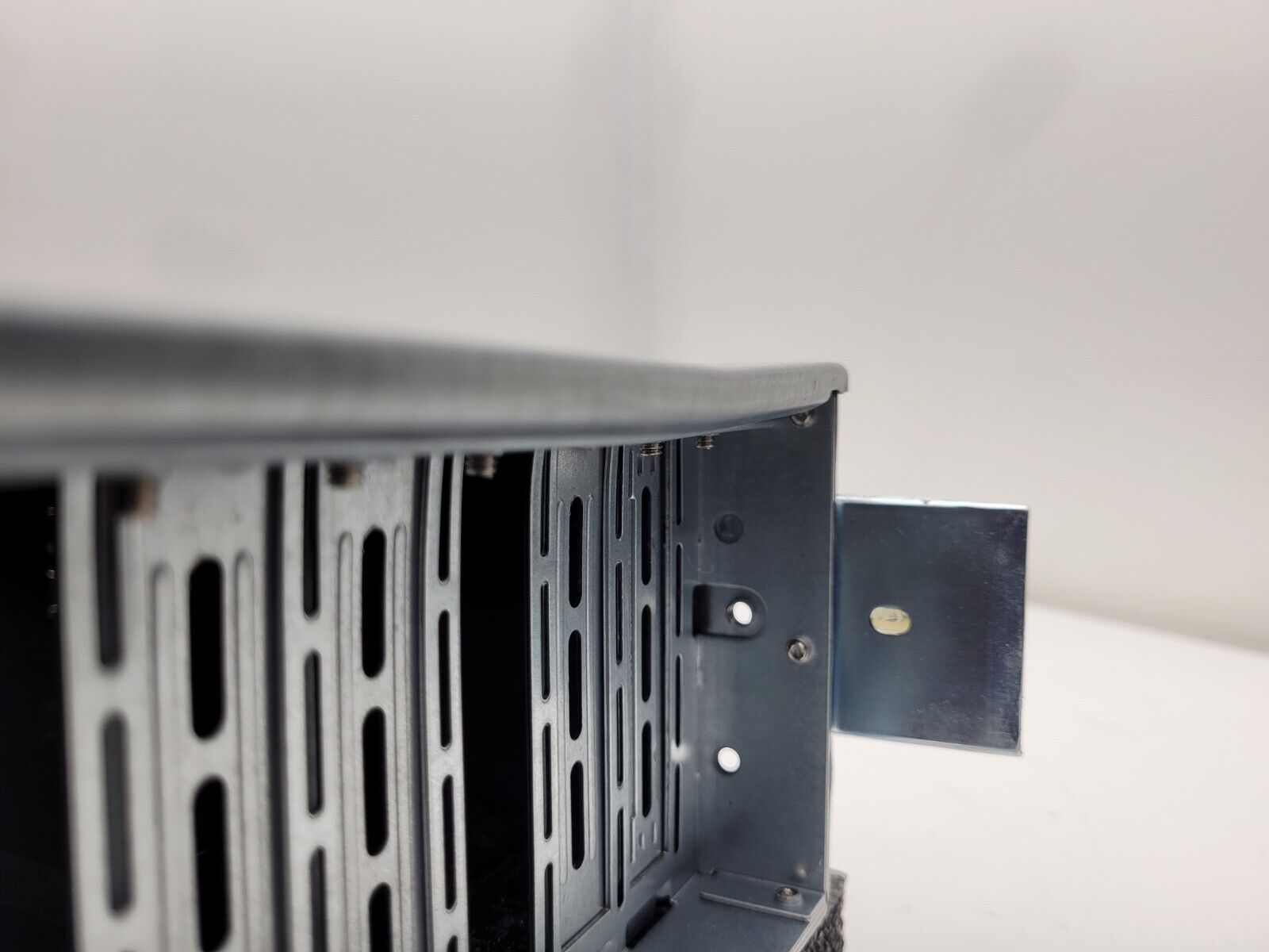 Supermicro 8 Bay LFF X11DPi-N 2x Intel Xeon Silver 4108 1.8GHz 16GB 2400Mhz Ram