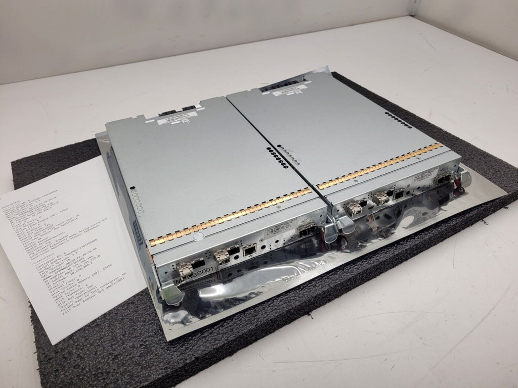 LOT OF 2  Quantum QXS iSCSI and FC Controller 3-07365-01 81-00000078-00-10