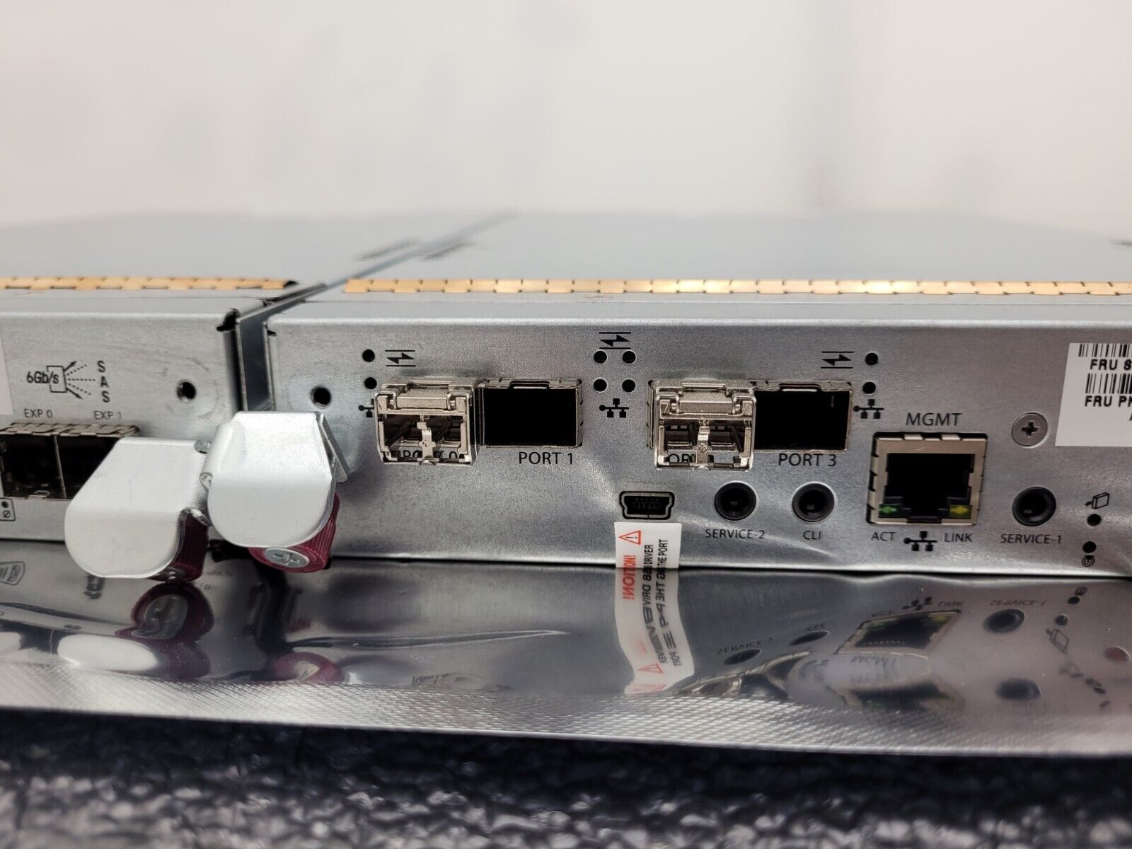 LOT OF 2  Quantum QXS iSCSI and FC Controller 3-07365-01 81-00000078-00-10