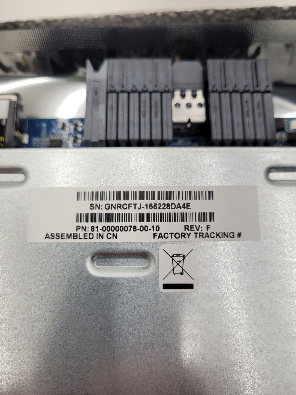 LOT OF 2  Quantum QXS iSCSI and FC Controller 3-07365-01 81-00000078-00-10