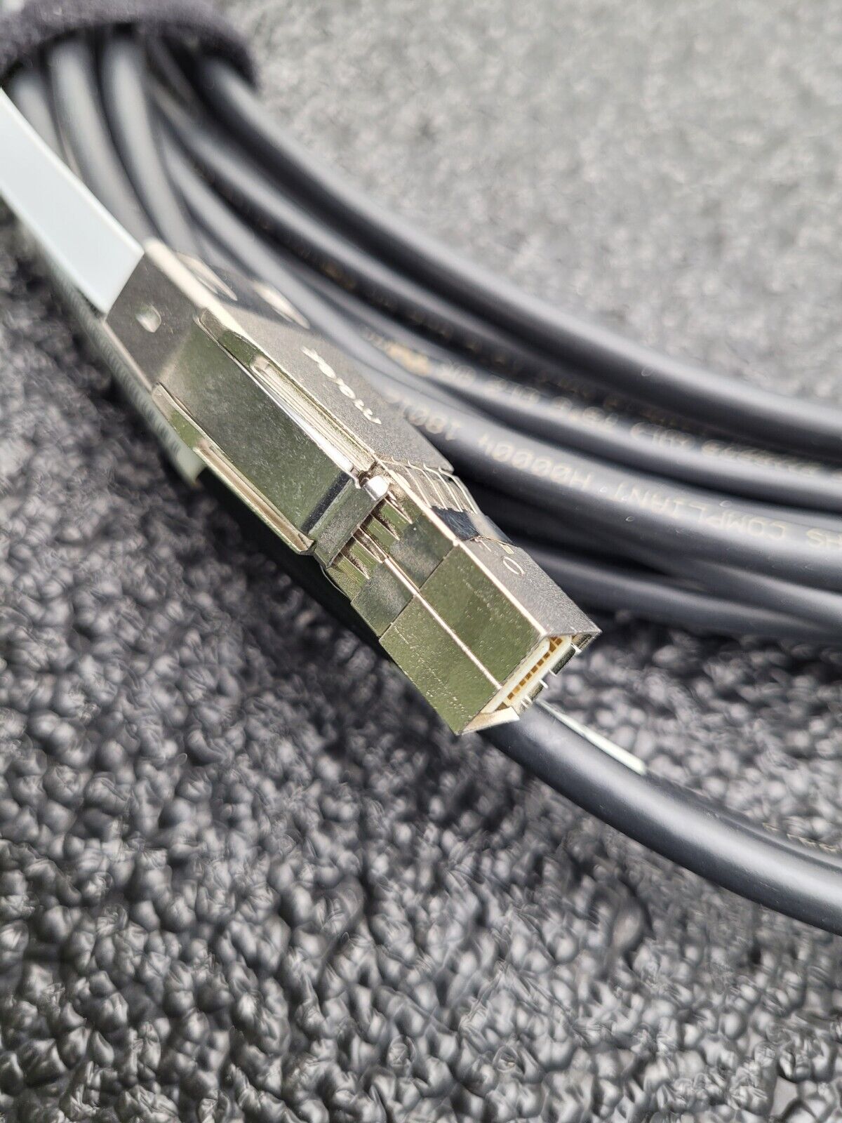 Lot Of 6 EMC 038-003-813 Mini-SAS HD 4X - Mini-SAS 4X External 5M Cable