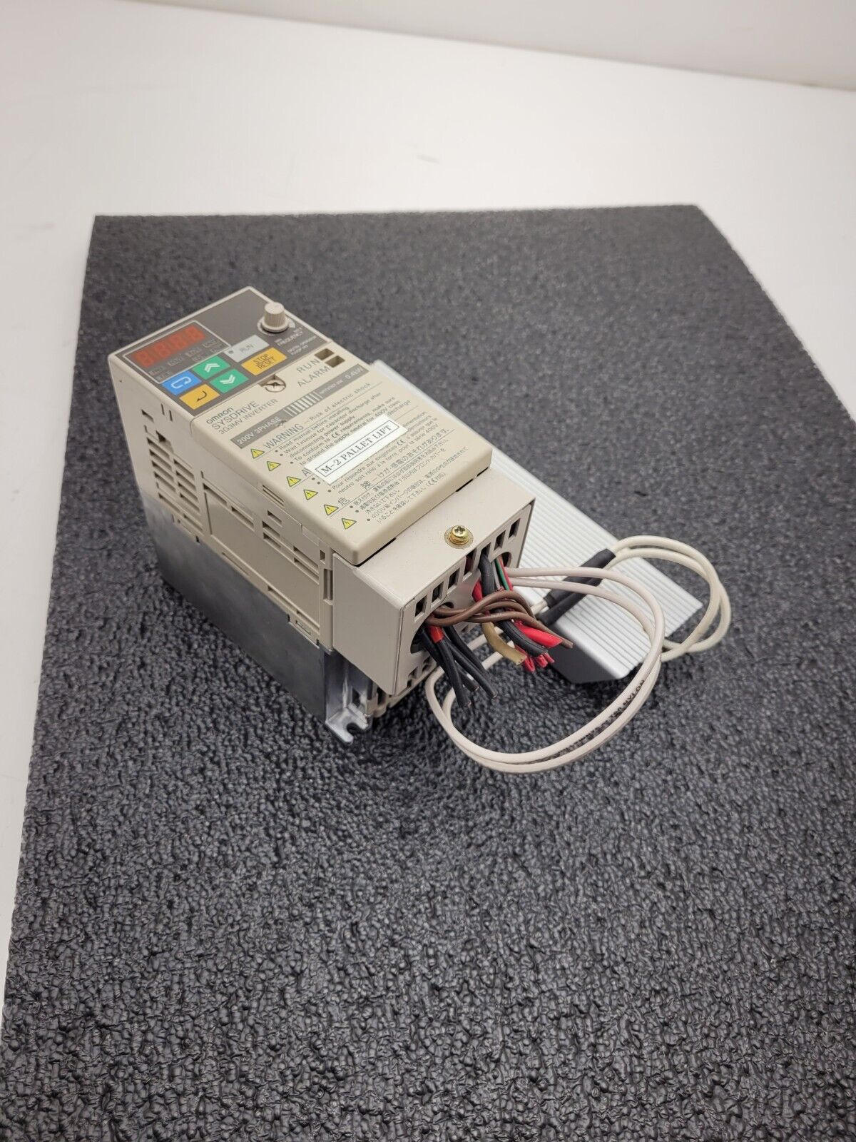 Omron 3G3MV-C2007 Sysdrive 3G3MV Inverter AC Drive Module Digital Operator PJVOP