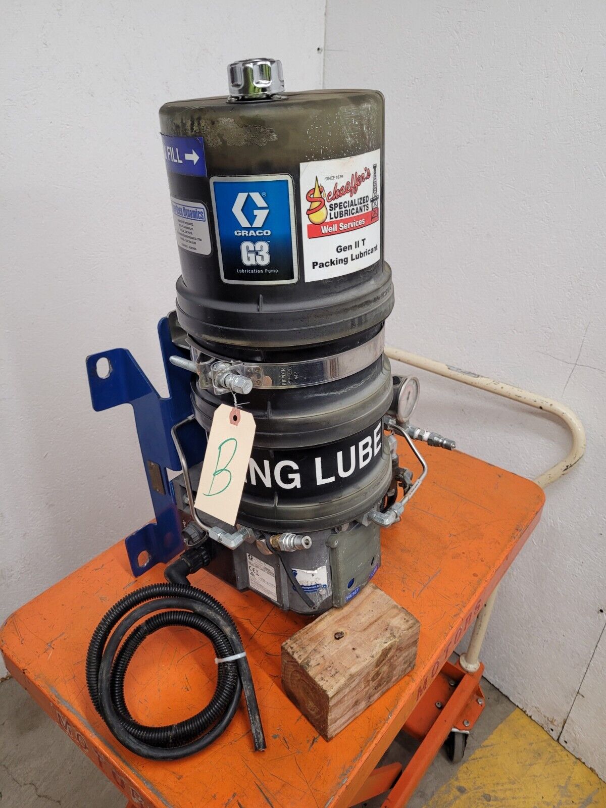 GRACO G3 Lubrication Pump 96G231 G3-A-12MX-120L08 12VDC 5100 PSI Working Pull B