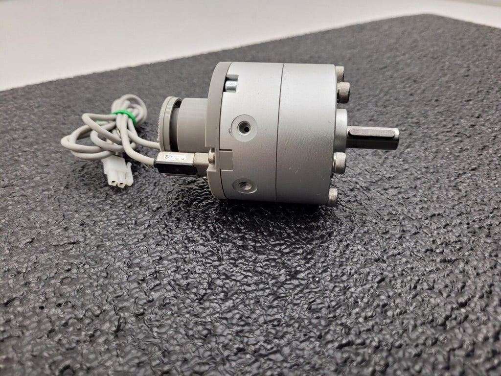 SMC CDRB2BW40-90D-R80 Rotating Cylinder Pneumatic Rotary Actuator Unit w/Sensors