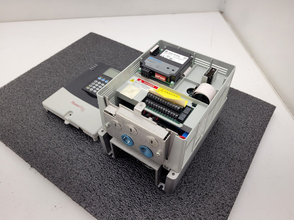 Allen Bradley 20AD5P0A0AYNNRNN /A PowerFlex 70 480V 3HP AC VFD Motor Drive