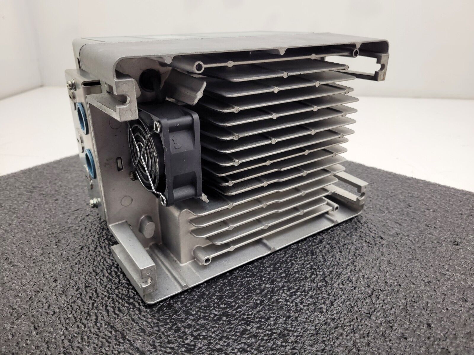 Allen Bradley 20AD5P0A0AYNNRNN /A PowerFlex 70 480V 3HP AC VFD Motor Drive