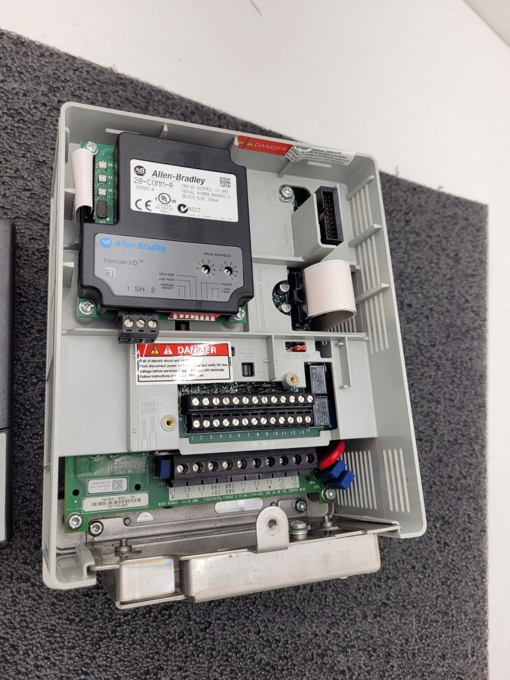 Allen Bradley 20AD8P0A0AYNNNC0 /A PowerFlex 70 480V 5HP AC VFD Motor Drive 2017