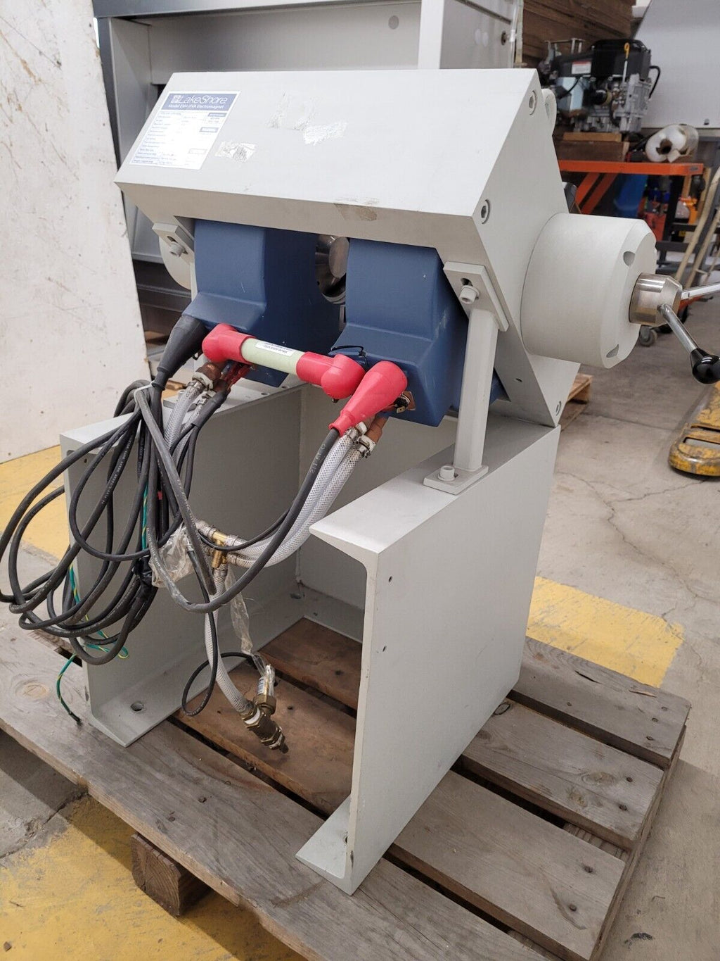Model EM4-HVA H-Yoke Variable Gap Horizontal Field 100mm Pole Diam. Parts/Repair