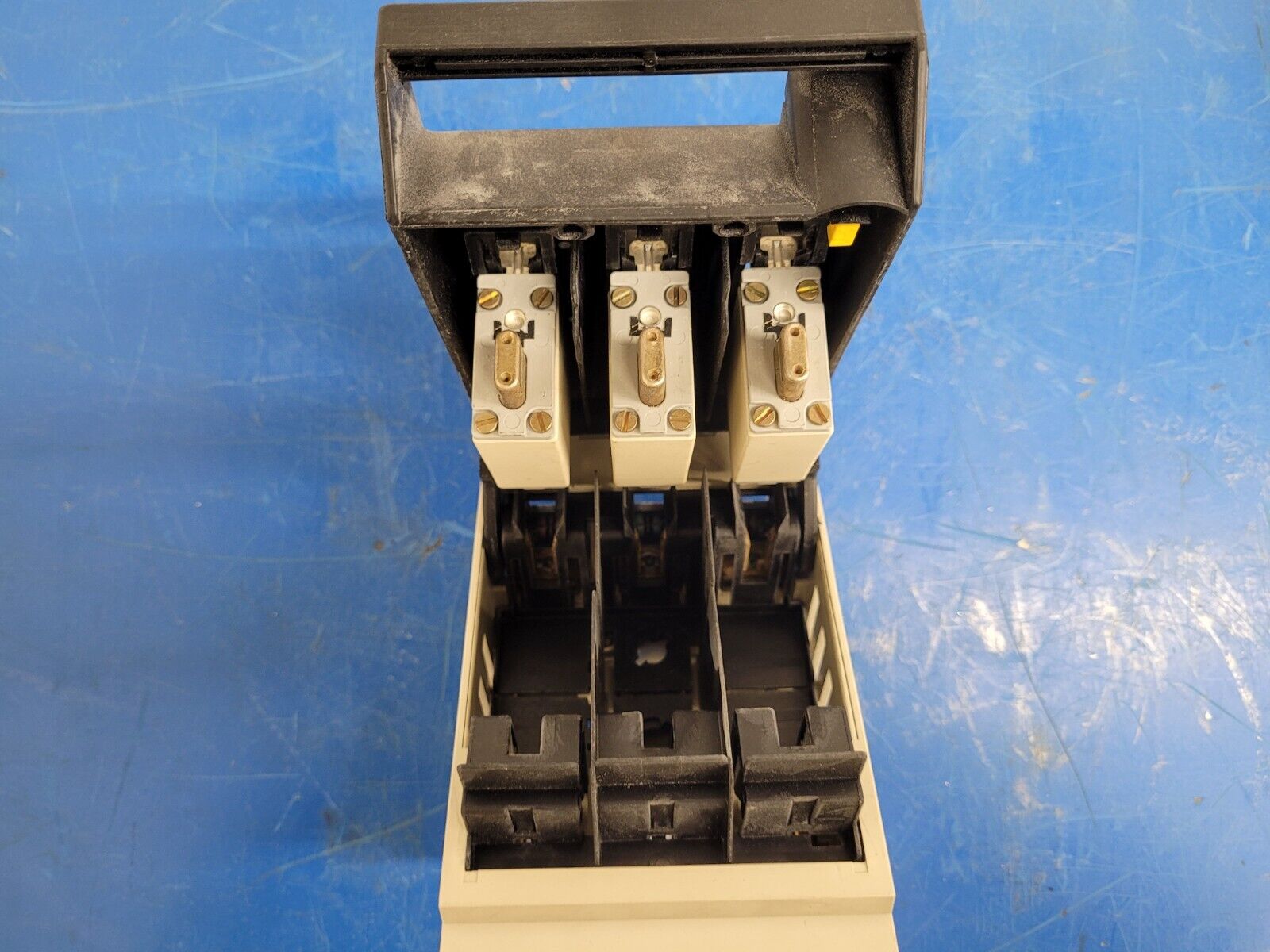 Lot of 4x Moeller GSTA00/50/AU/15 Fuse Switch BussBar Block 9x 80A Fuses
