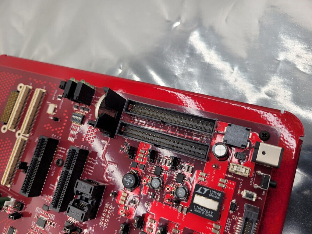 Broadcom BCM958712D4K Development Dev Board Kit 100-128837-0010 Rev 05