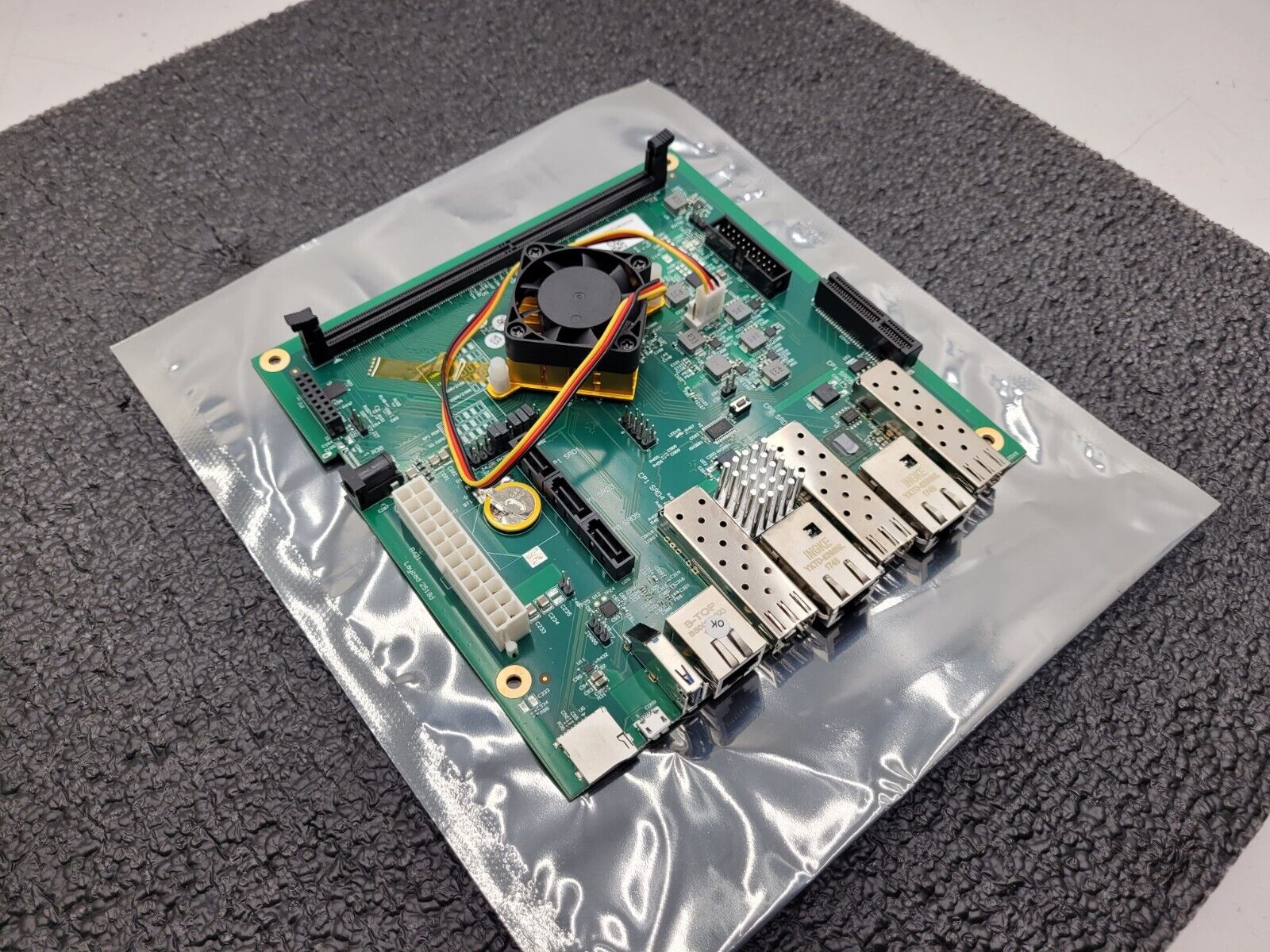 Solidrun Marvell MACCHIATOBin V 1.3 ARM A72 Coretex