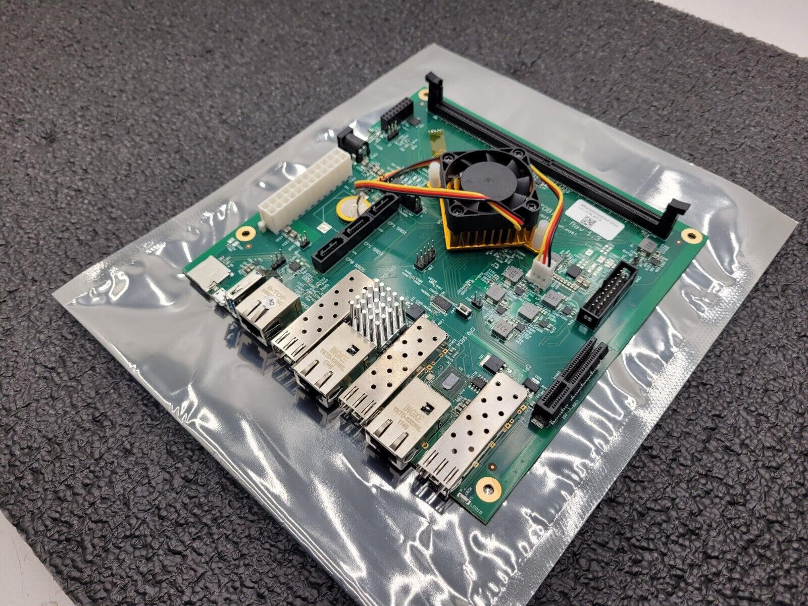 Solidrun Marvell MACCHIATOBin V 1.3 ARM A72 Coretex