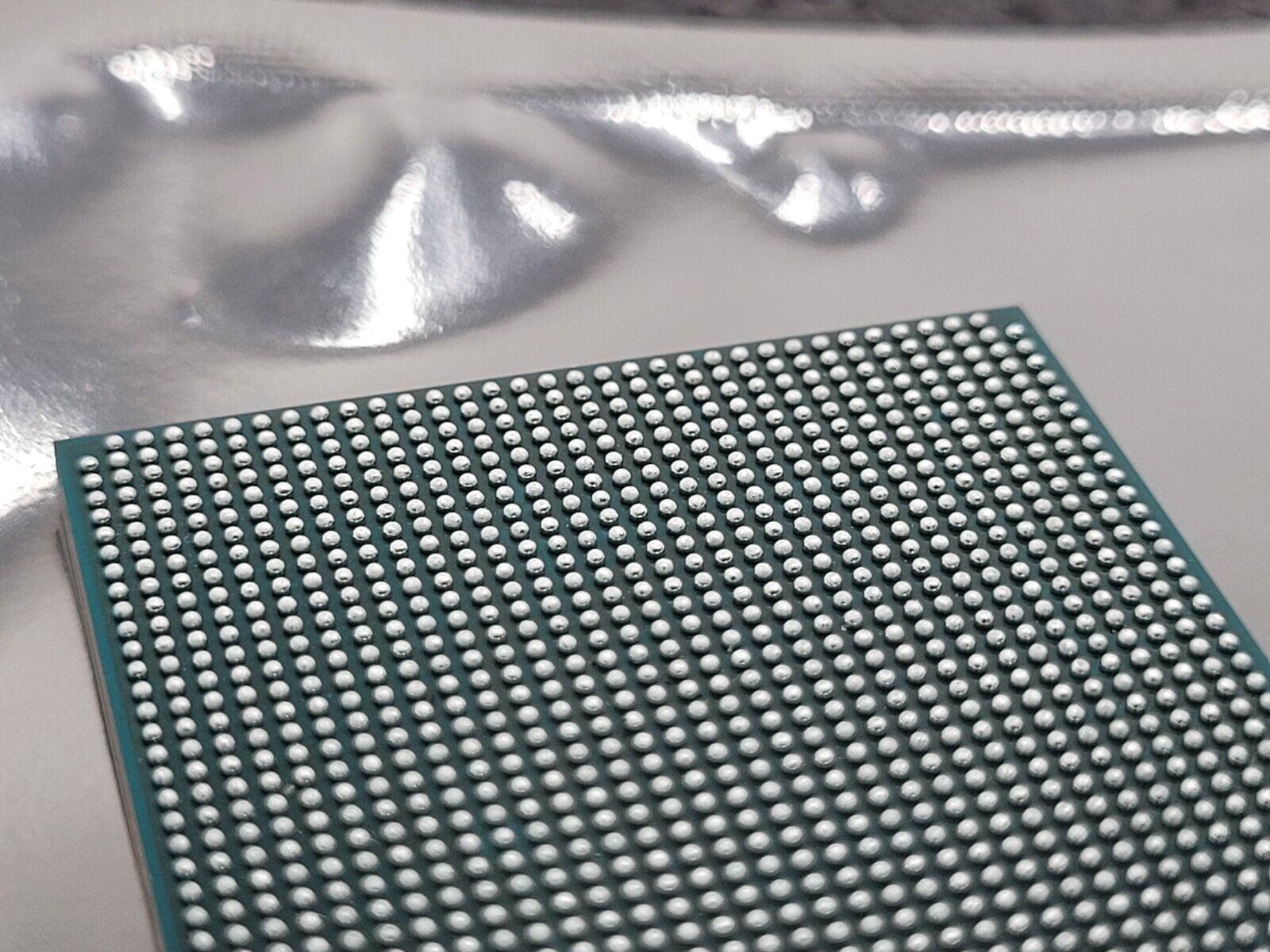 Dual ARM Cortex-A9 MPCore with CoreSight System On Chip (SOC) IC Arria 10 SX FPG