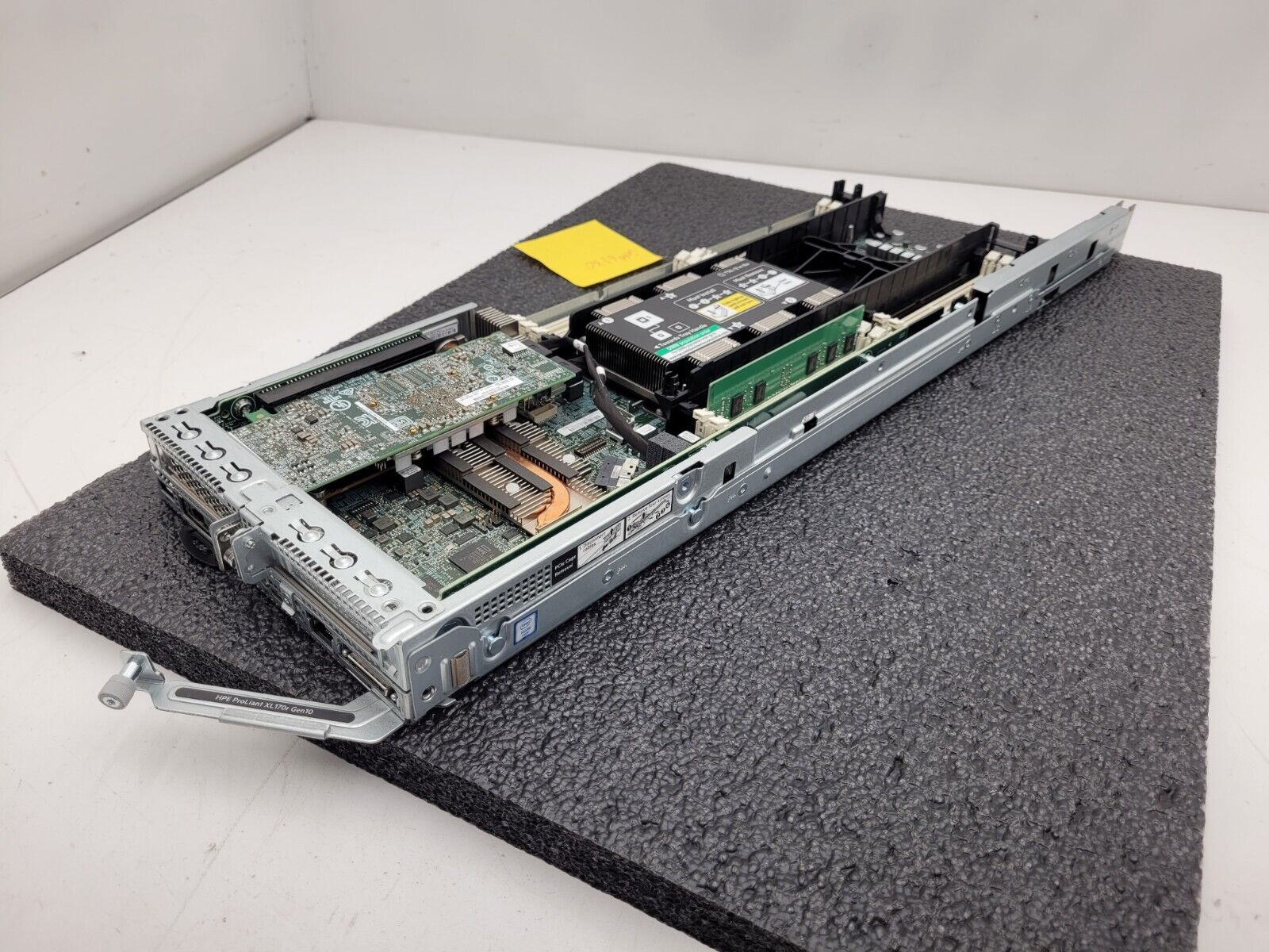 HPE ProLiant XL170R Gen10 Blade Server Xeon 6130 8Gb Ram