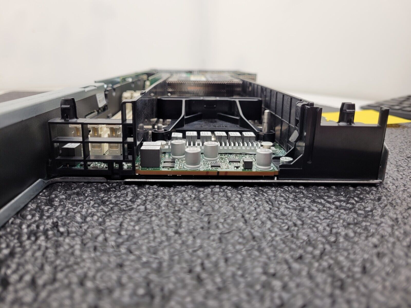 HPE ProLiant XL170R Gen10 Blade Server Xeon 6130 8Gb Ram