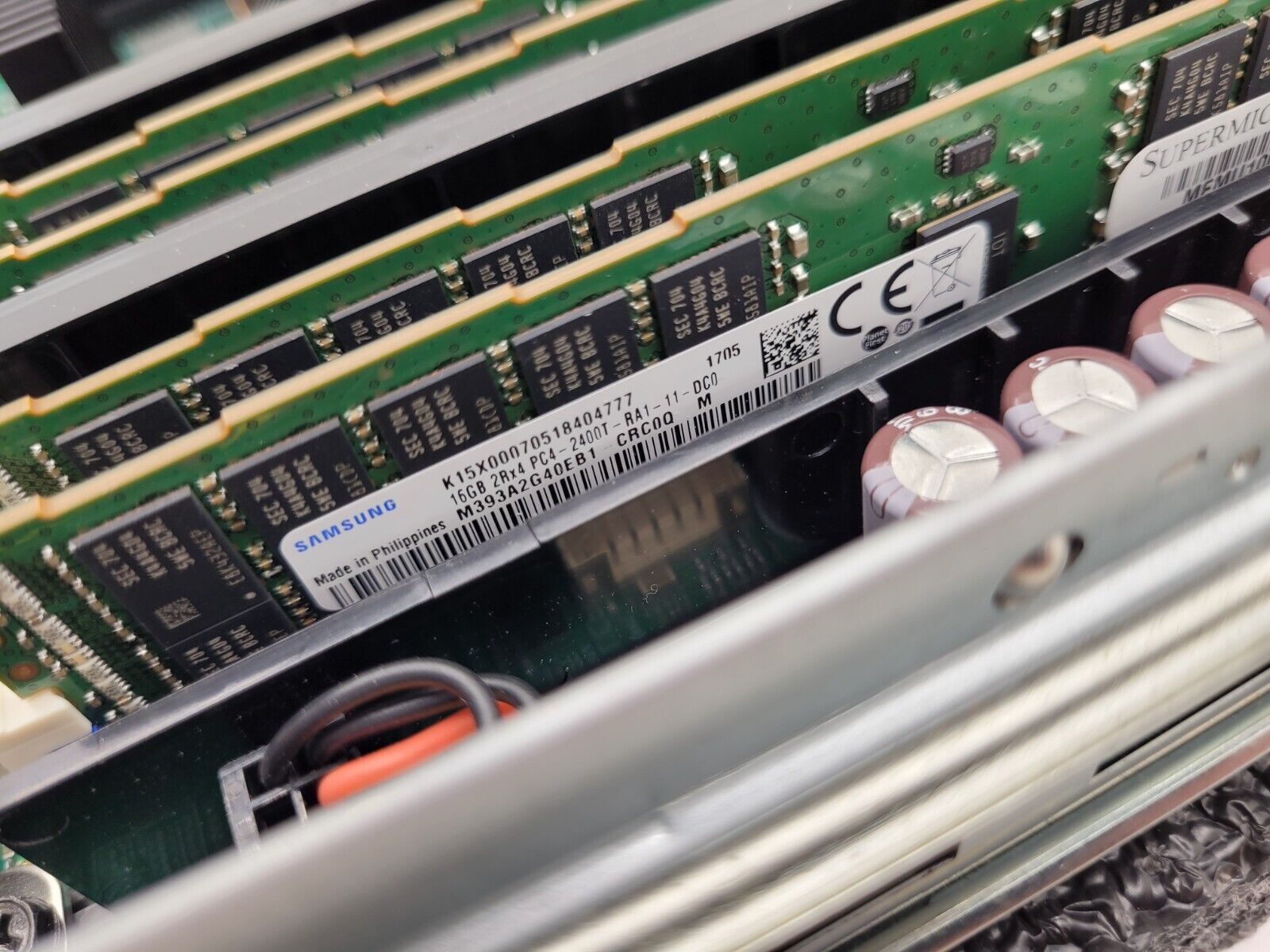 Intel S2600WT 1U 4-Bay LFF Workstation Server 2X E5-2699v4 256Gb RAM, Tested