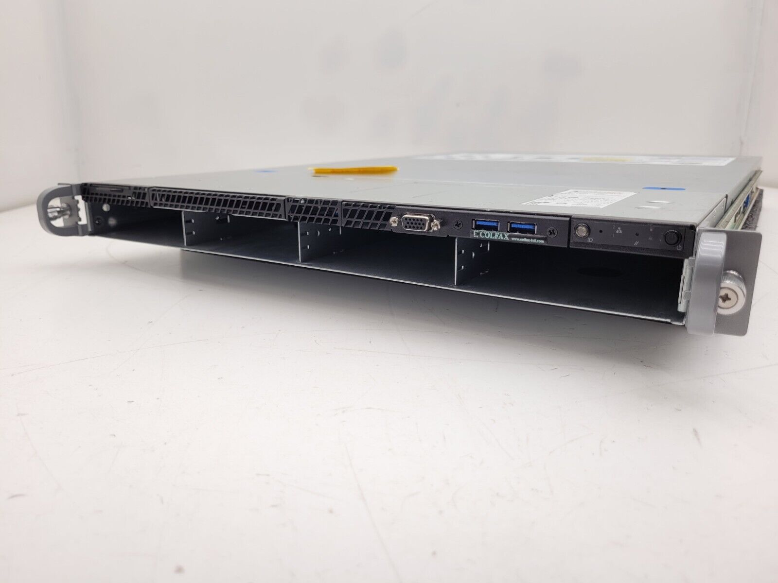 Intel S2600WT 1U 4-Bay LFF Workstation Server 2X E5-2699v4 256Gb RAM, Tested