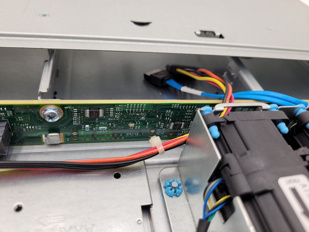 Intel S2600WT 1U 4-Bay LFF Workstation Server 2X E5-2699v4 256Gb RAM, Tested