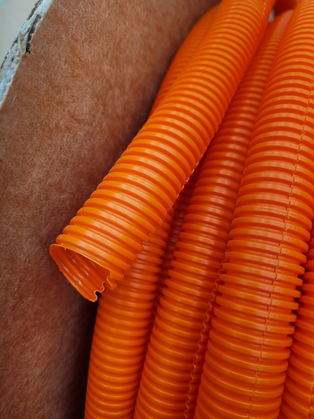 Panduit CLT75F-C3 Orange Currogated Slit Wall Wrap Cable Tubing 100FT 0.77" DIA