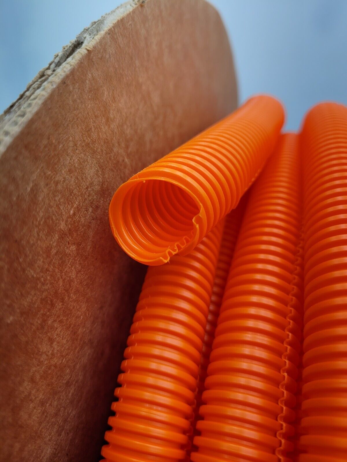 Panduit CLT75F-C3 Orange Currogated Slit Wall Wrap Cable Tubing 100FT 0.77" DIA