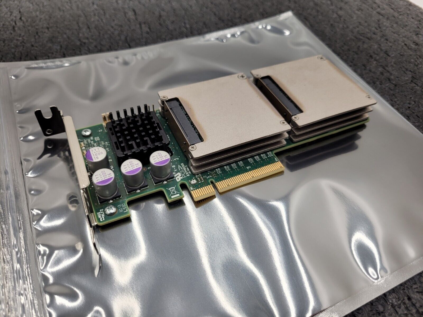 Oracle F80 WarpDrive 800GB (4x 200GB ) SSD Flash Accelerator PCIe 25449 7069200