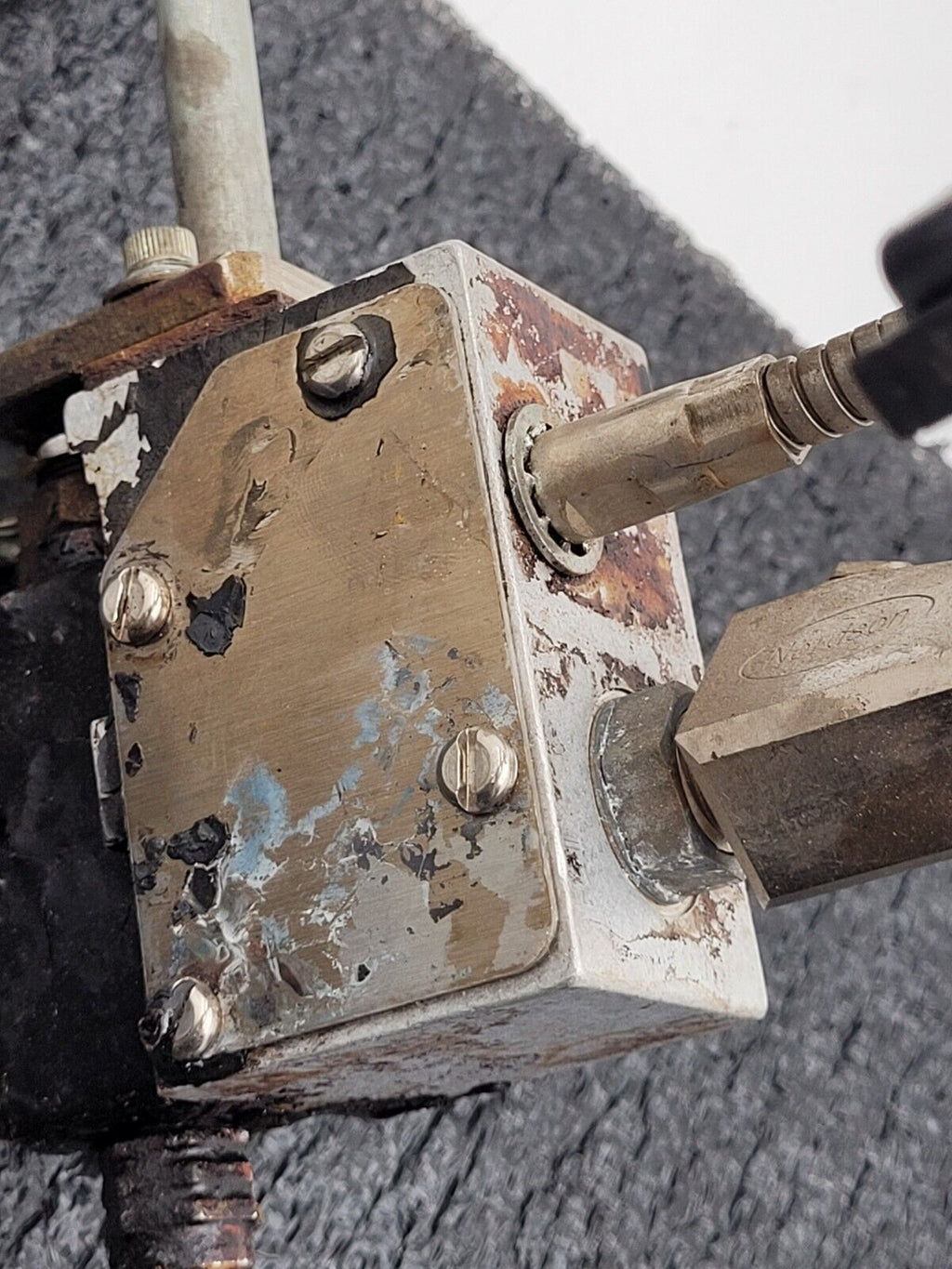 1x Head Nordson Surebead S-012 T Hot Melt Adhesive Dispensing Glue Gun 8519670