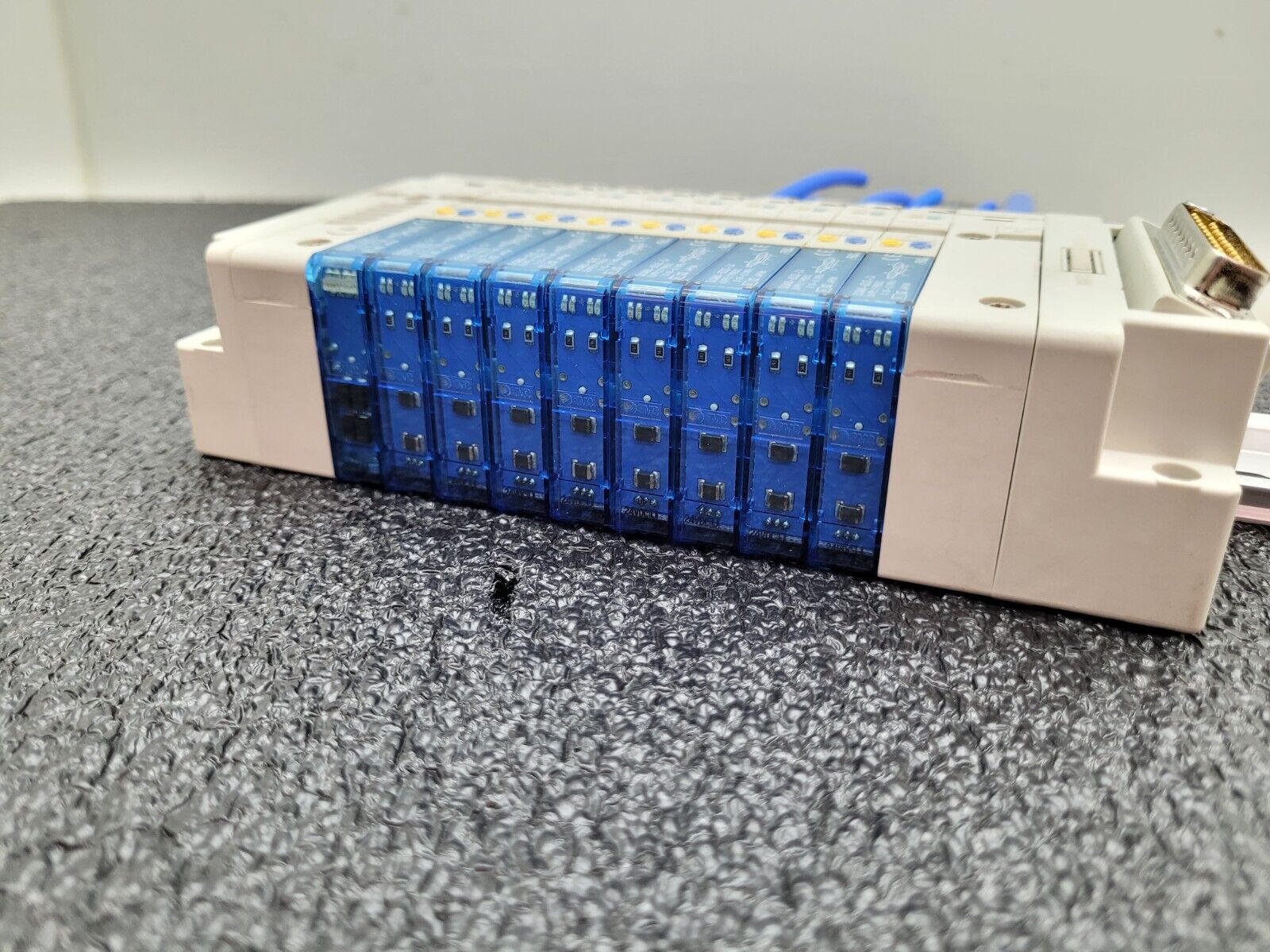 SMC SJ3A60-5CUD-C4 Vacuum Release Solenoid 9 Valve Block SJ2000/SJ3000/SZ3000