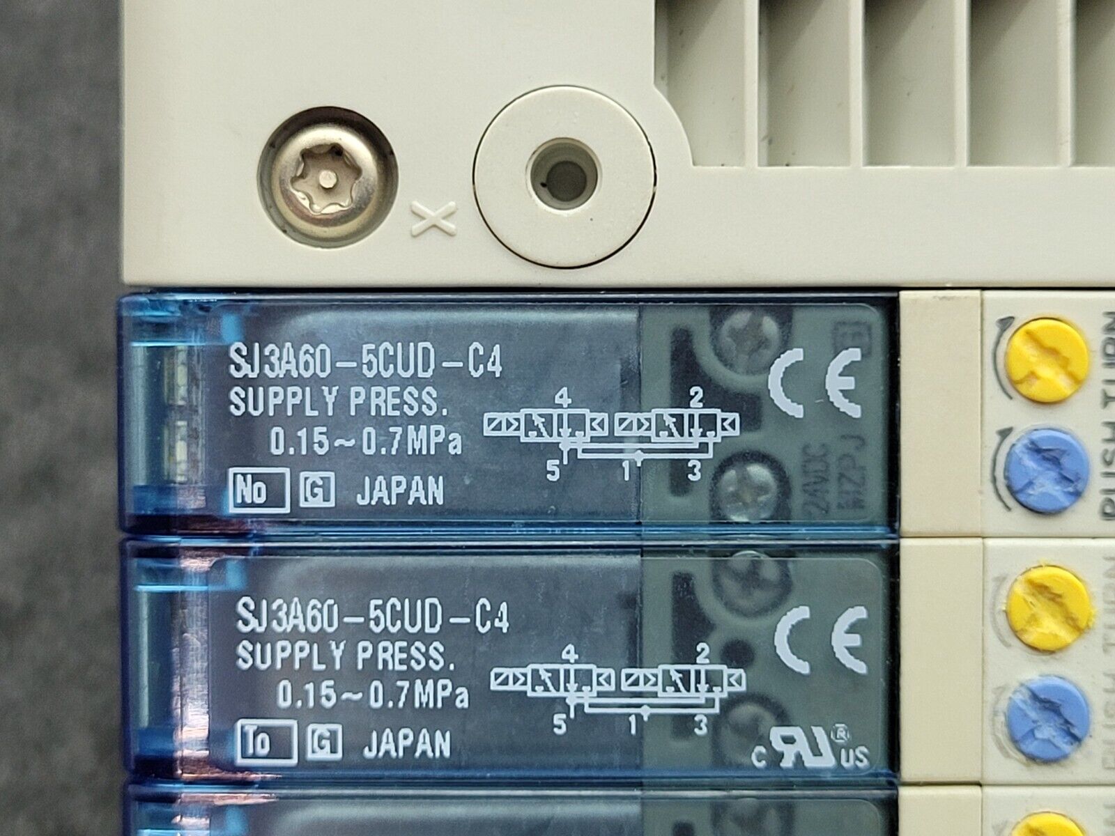 SMC SJ3A60-5CUD-C4 Vacuum Release Solenoid 9 Valve Block SJ2000/SJ3000/SZ3000