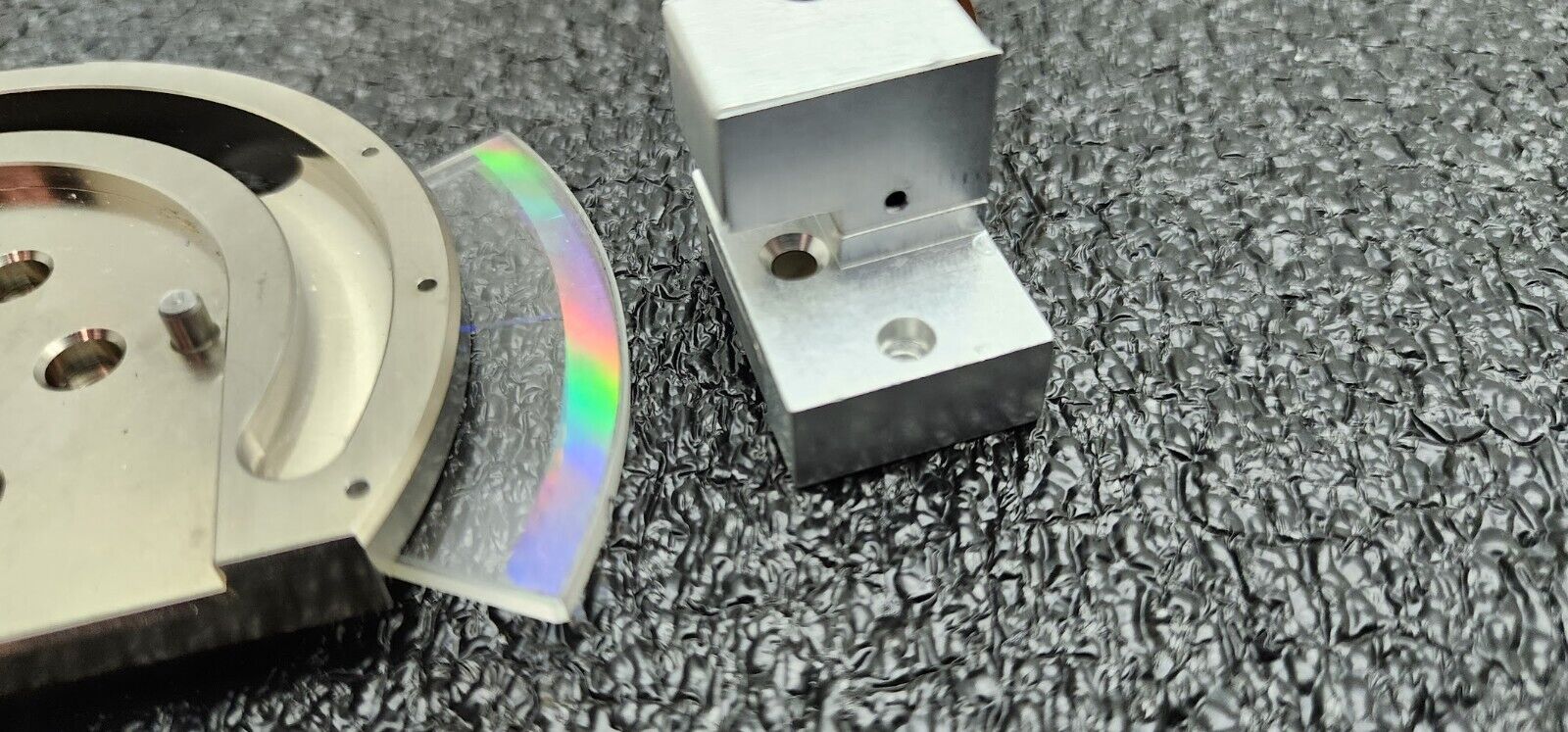 Micro E G1600 Ultra Incremental Rotary Glass Encoder 0.94nrad Resolution Analog