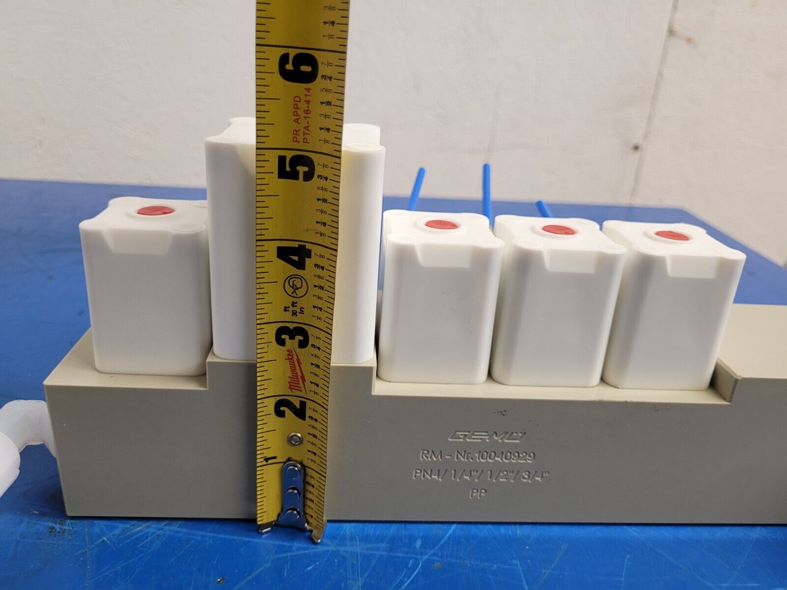 Gemu 5 Valve Diaphragm Shutoff Manifold Valve Air Open Spring Close PN4 PP "C"