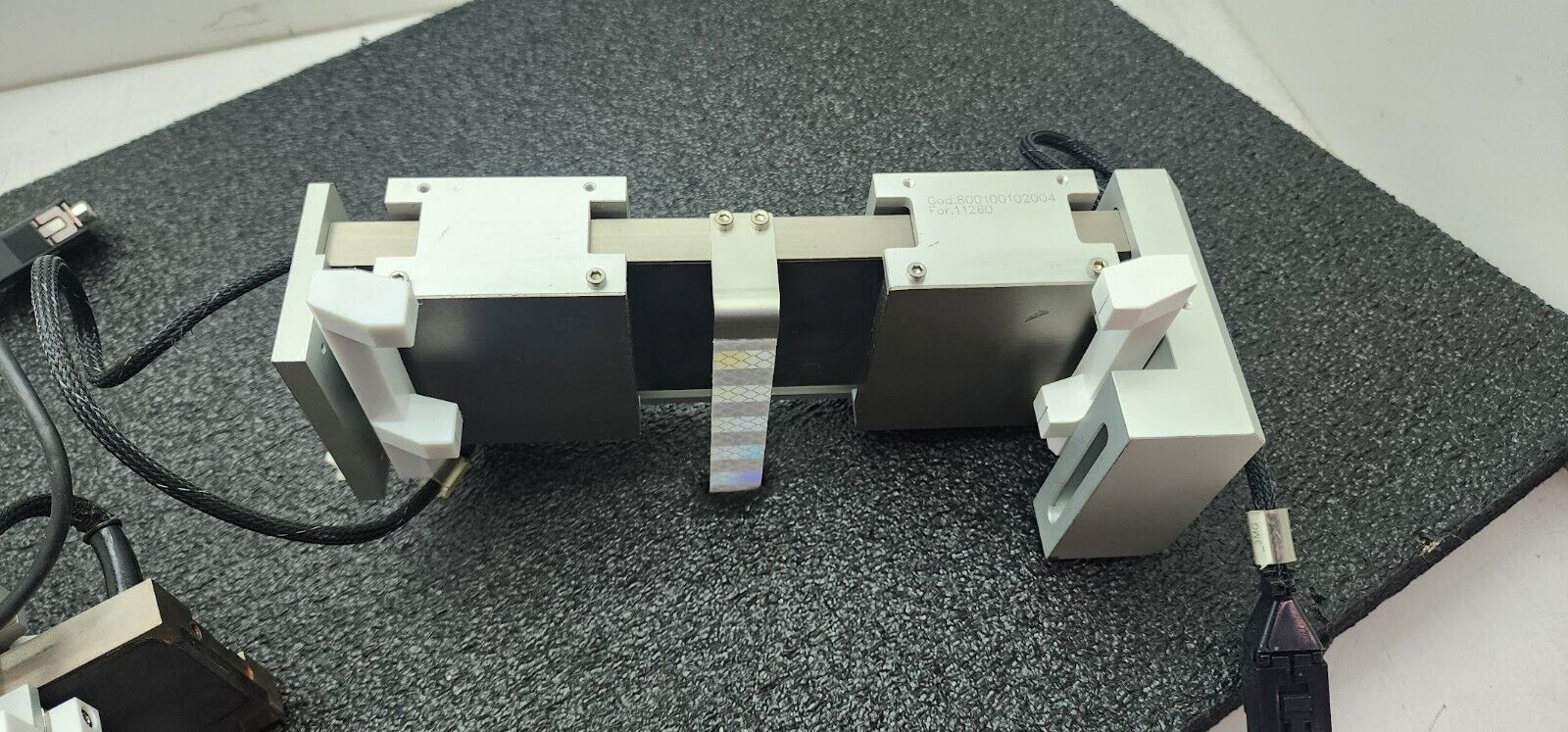 Lot of 2 Lika Linear Magnet Motor Adjustable Width Grabber SMI5RL13 Encoder 1-3"