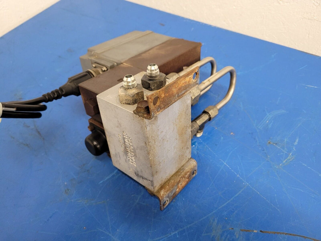 PARKER Hydraulic Proportional ISO Valve D1FHE80HCNEK0030X6114 12VDC + Override H