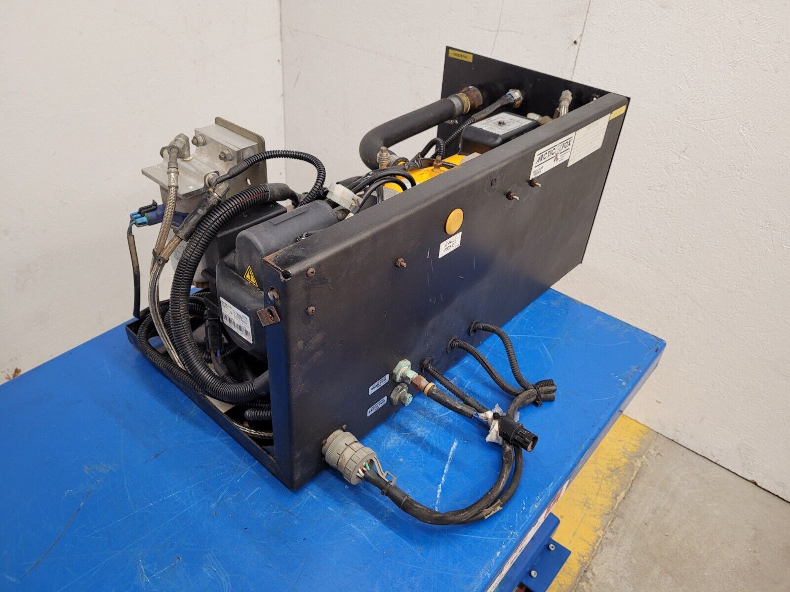 Webasto Arctic Fox DBW2010.73 Diesel Heater 13.2kW 12 Volt 60W With Cover B8