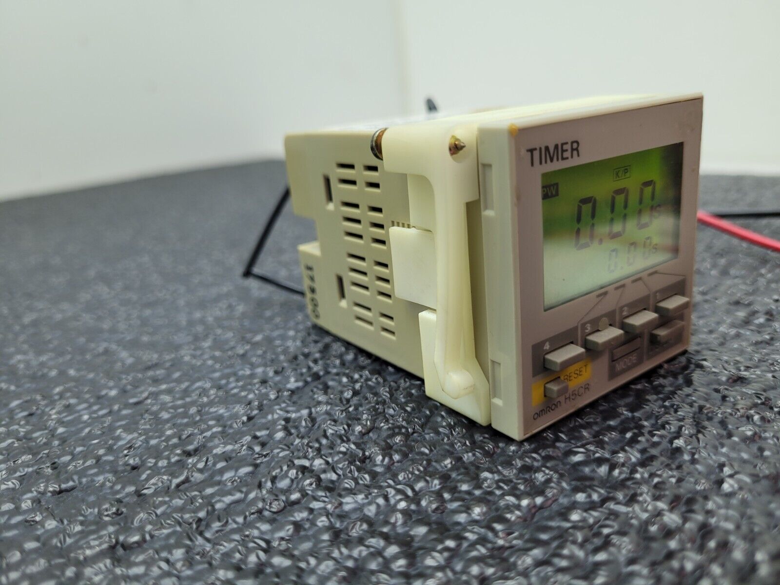 Omron H5CR-S Timer Digital Relay 12-24VDC Working Pull