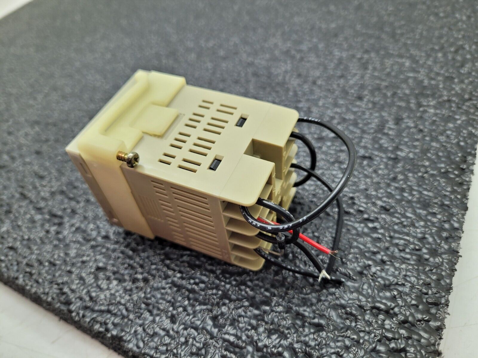 Omron H5CR-S Timer Digital Relay 12-24VDC Working Pull